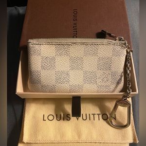 Authentic Louis Vuitton Key Pouch
Damier Azur White